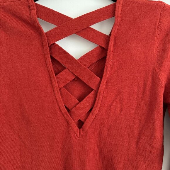 Love Ellie Women Red Criss-Cross Back V-Neck Sweater Size XS - Picture 7 of 7